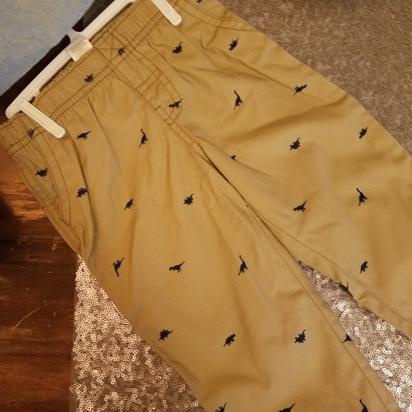 2pc Carter's set - Picture 2 of 4